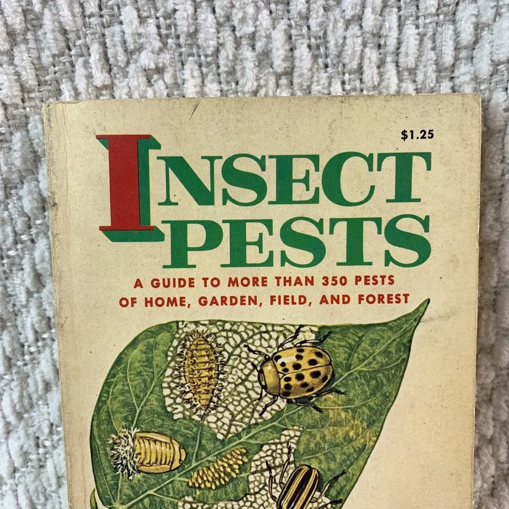 1966 A Golden Nature Guide INSECT PESTS by Herbert Zimm Home Garden Field Forest - Picture 2 of 16